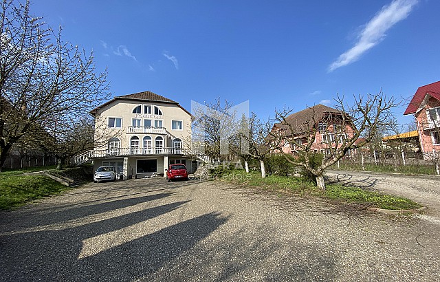 De închiriat casa  Mures, Corunca, Autotop