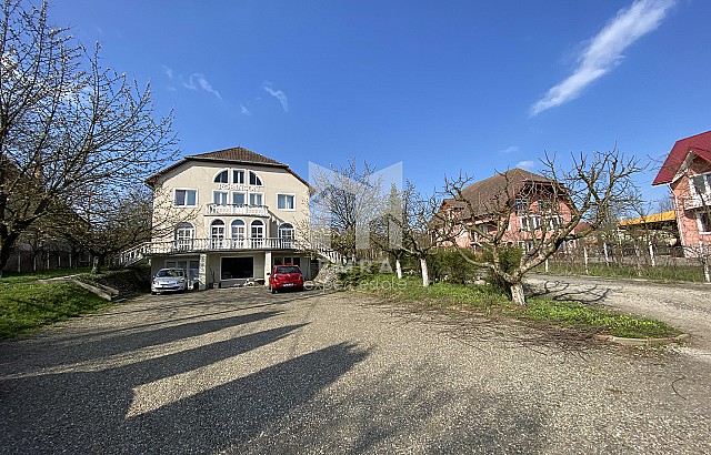 De închiriat casa  Mures, Corunca, Autotop