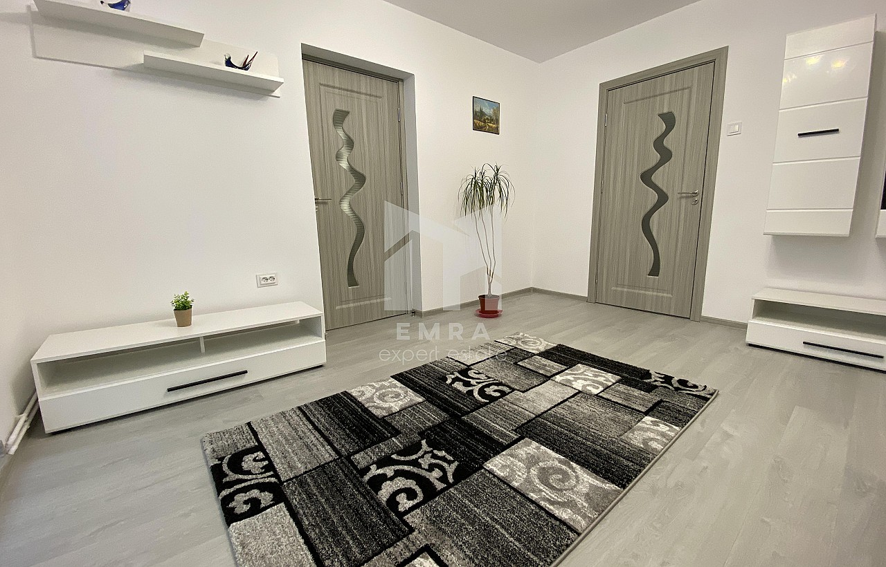 De închiriat apartament 3 camere Mures, Târgu Mureș, Dâmbul Pietros - stânga