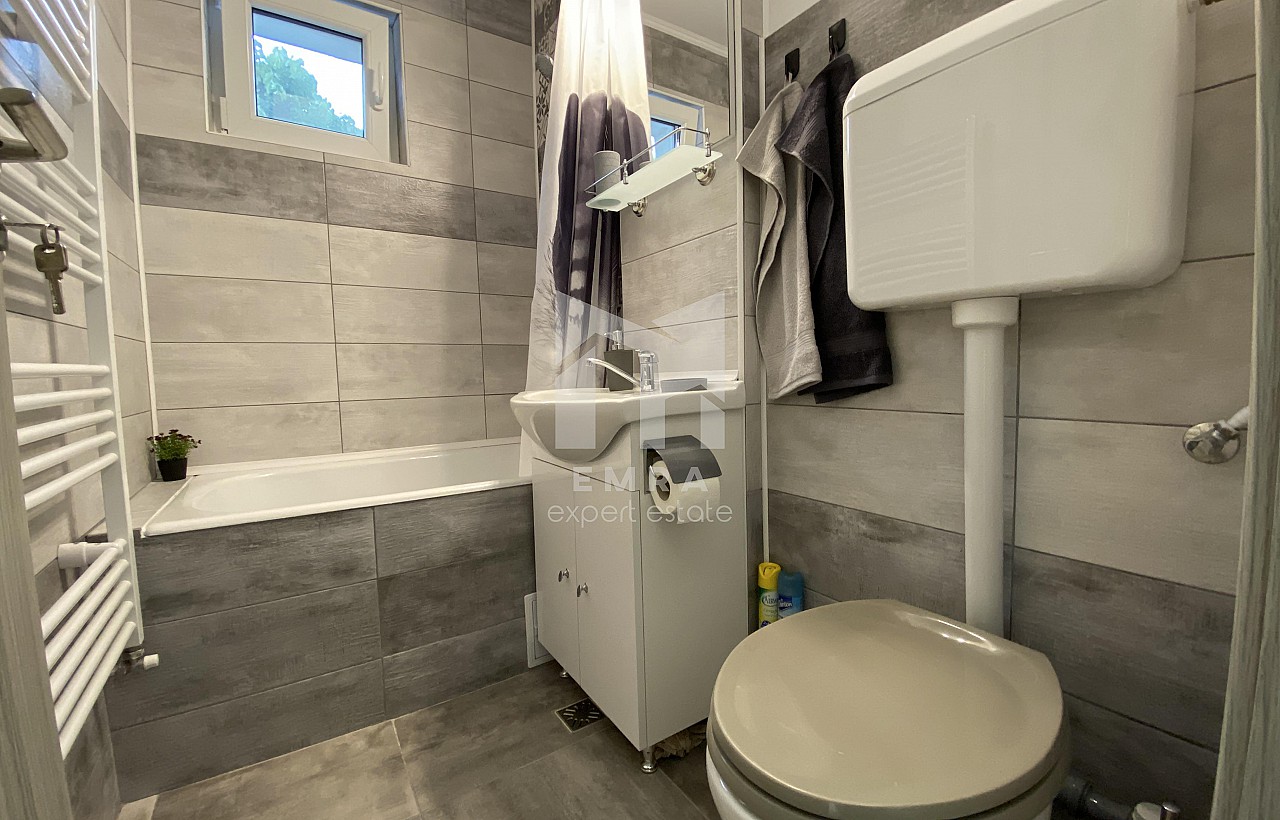 De închiriat apartament 3 camere Mures, Târgu Mureș, Dâmbul Pietros - stânga