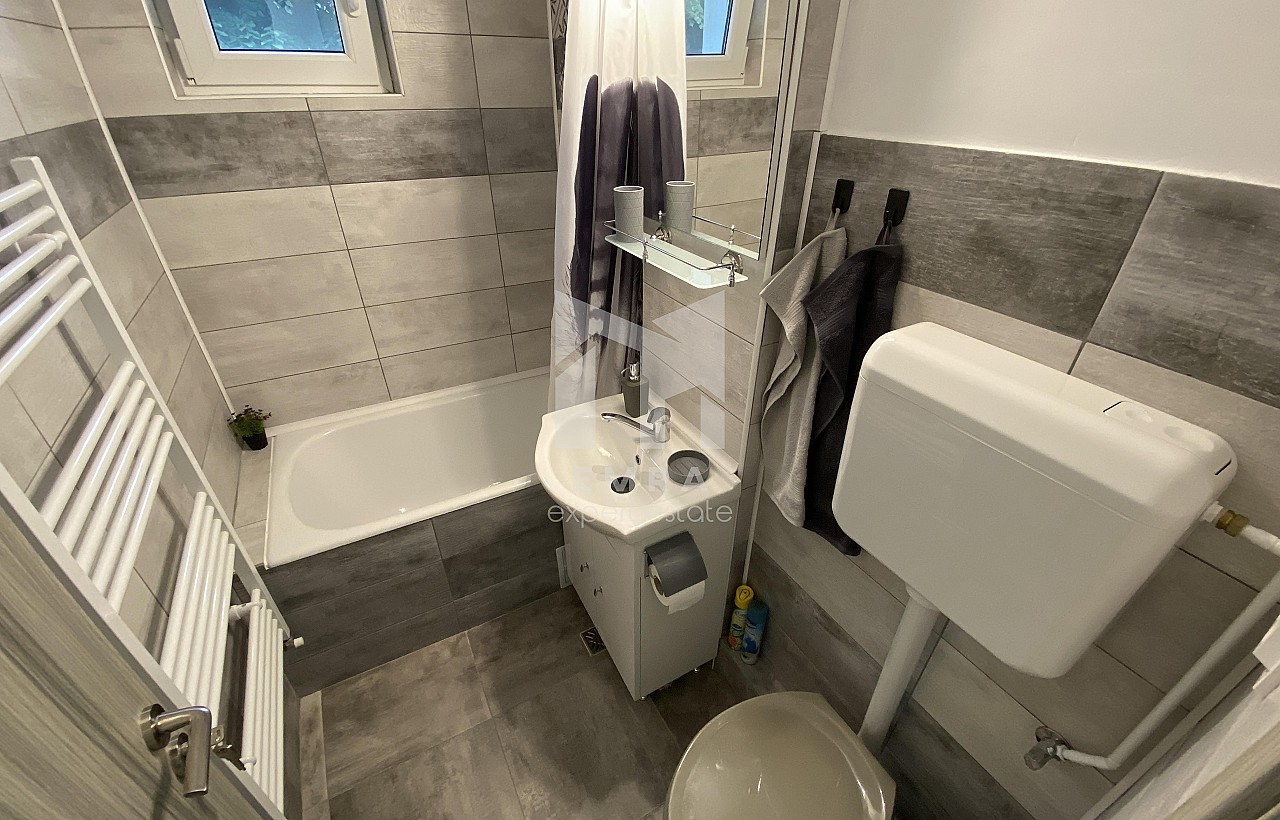 De închiriat apartament 3 camere Mures, Târgu Mureș, Dâmbul Pietros - stânga