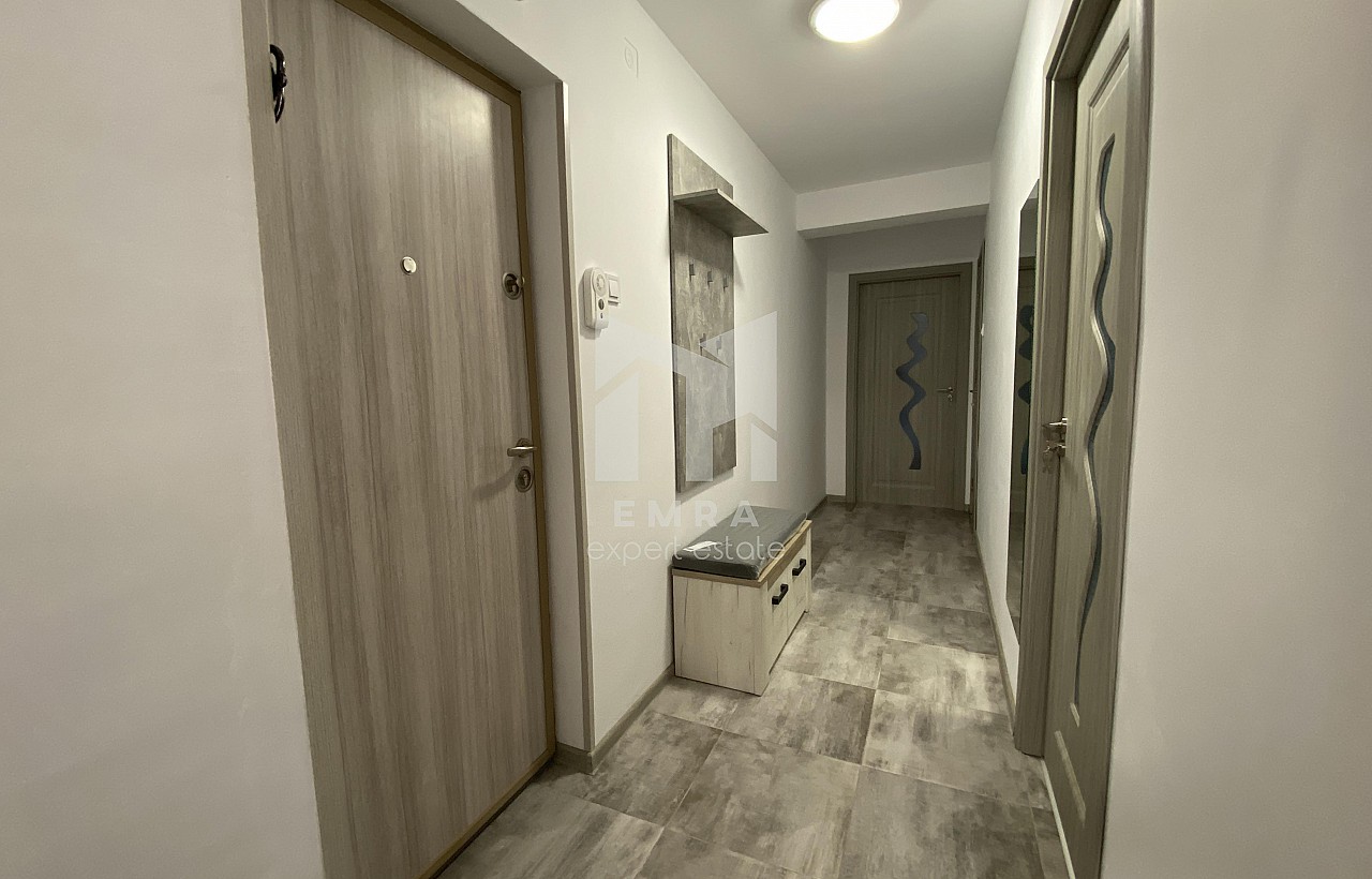 De închiriat apartament 3 camere Mures, Târgu Mureș, Dâmbul Pietros - stânga