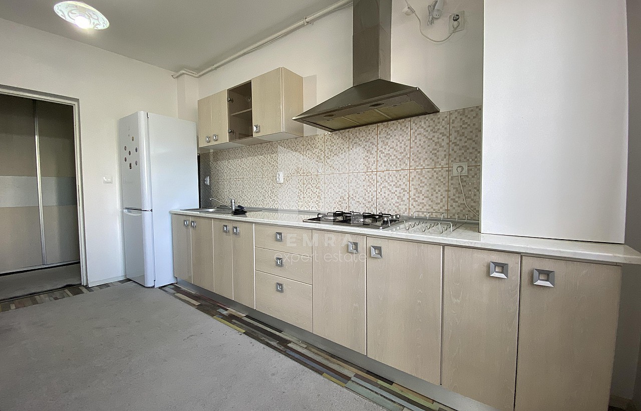 De închiriat apartament 2 camere Mures, Târgu Mureș, Corina - Auchan
