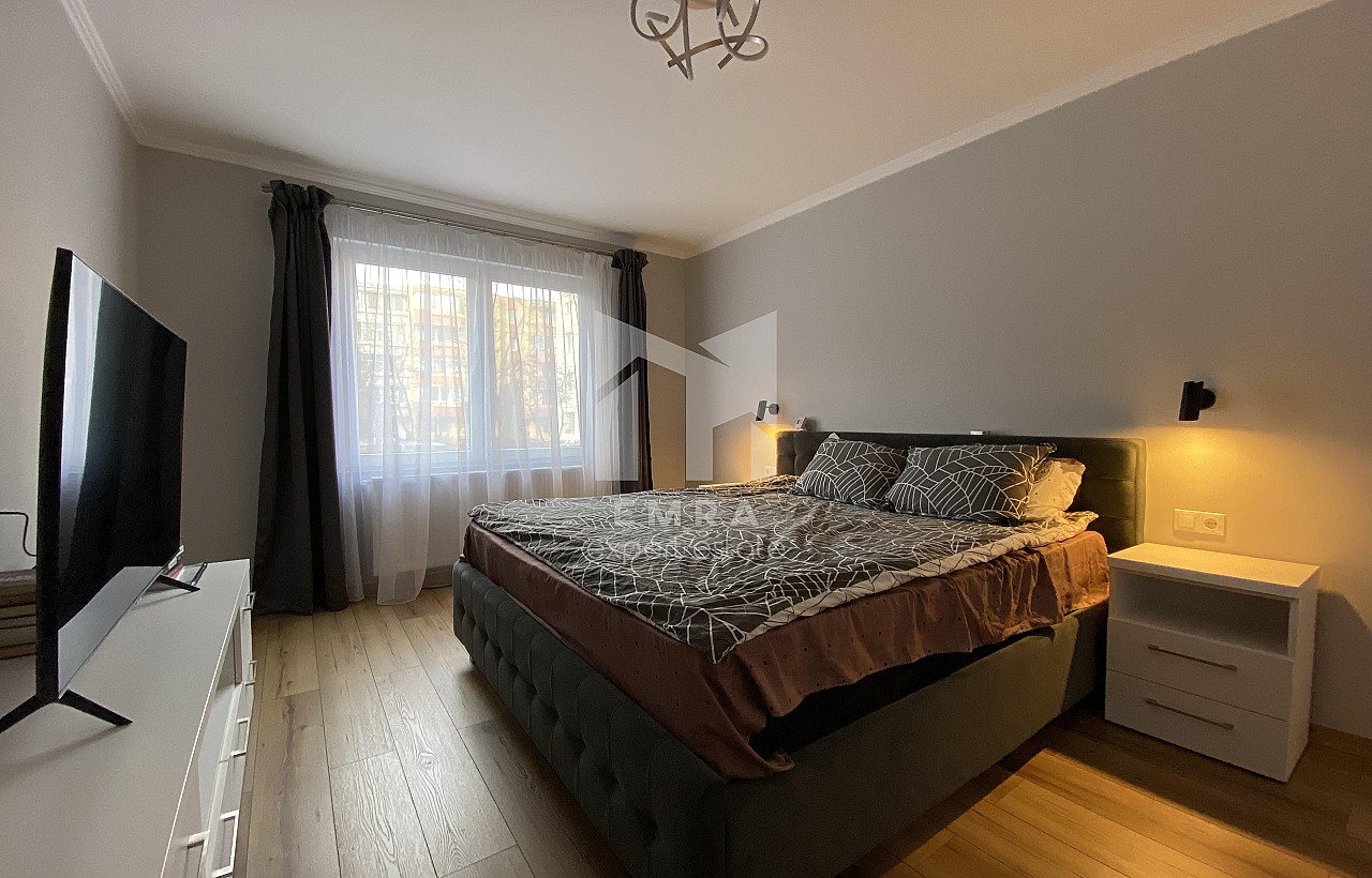 De vânzare apartament 3 camere Mures, Târgu Mureș, Pandurilor - Banat - Transilvania