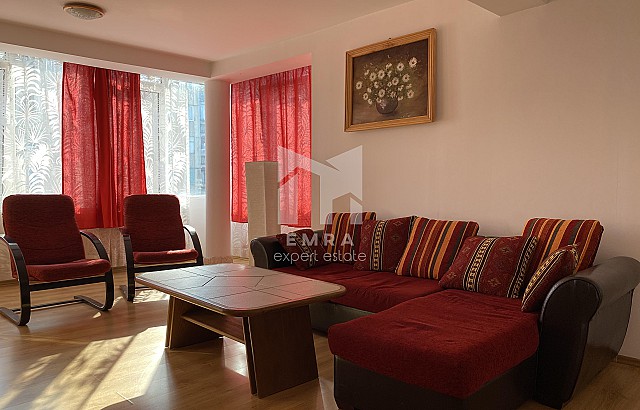 De închiriat apartament 3 camere Mures, Târgu Mureș, 7 Noiembrie