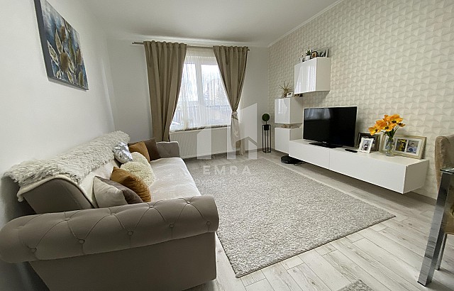 De vânzare apartament 3 camere Mures, Ungheni, Central