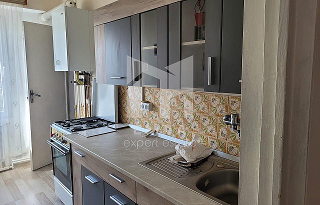 De vânzare apartament 2 camere Mures, Târgu Mureș, Dâmbul Pietros - stânga