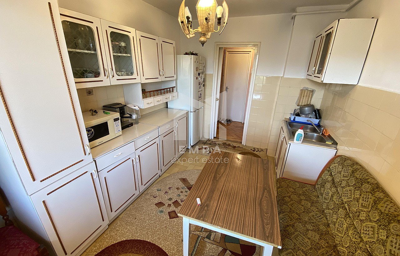 De închiriat apartament 3 camere Mures, Târgu Mureș, Cutezanței - Livezeni
