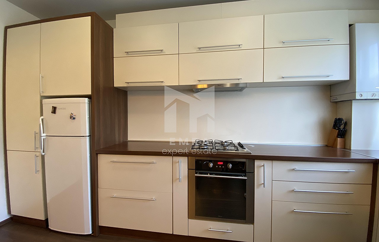 De vânzare apartament 3 camere Mures, Târgu Mureș, Cutezanței-Negoiului