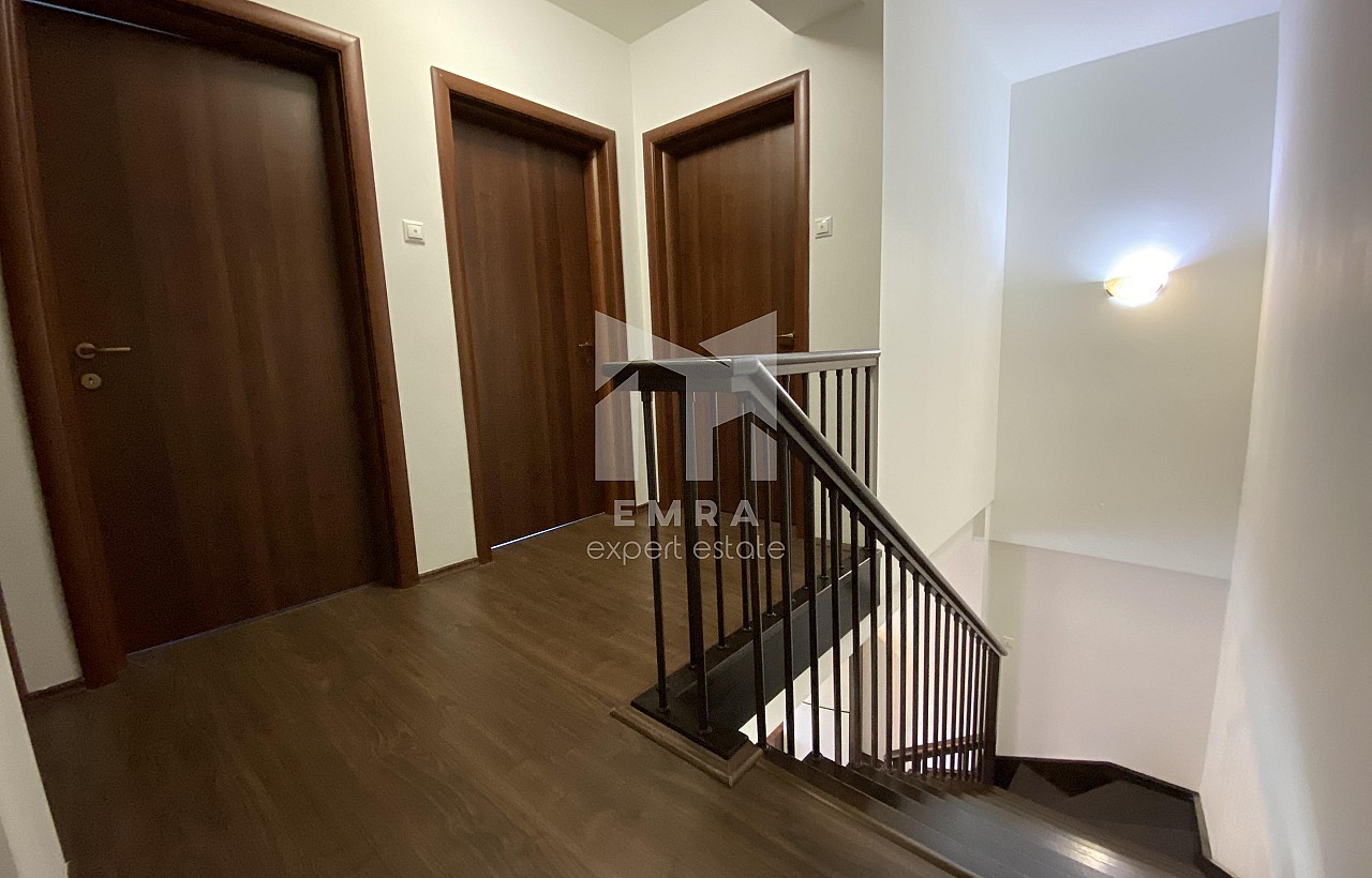 De vânzare apartament 3 camere Mures, Târgu Mureș, Cutezanței-Negoiului