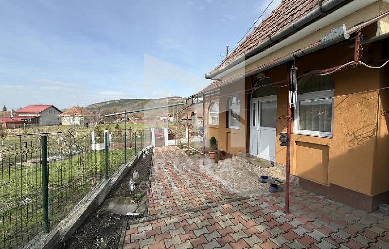 De vânzare casa  Mures, Cerghid, Central