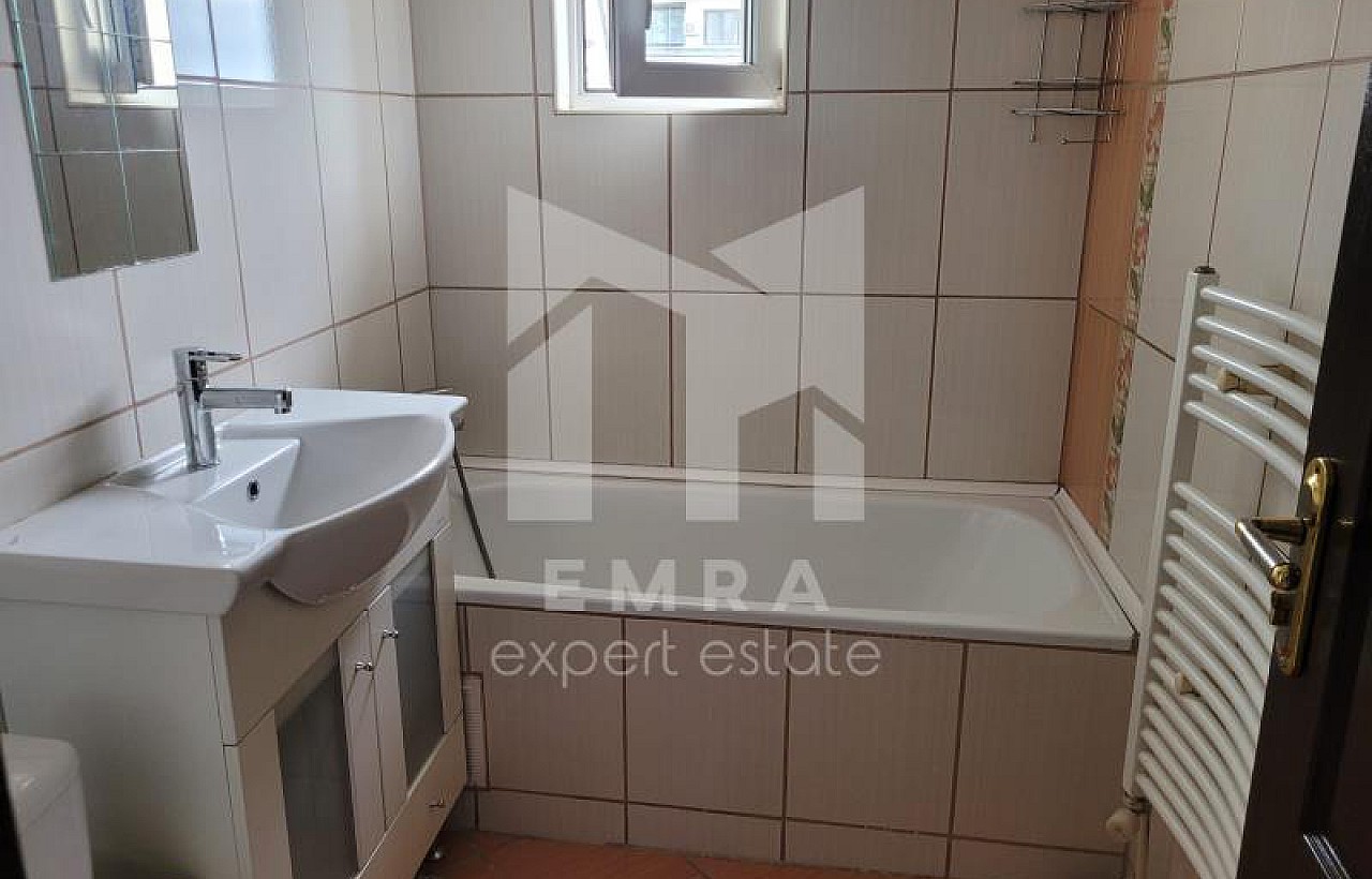 De închiriat apartament 2 camere Mures, Târgu Mureș, Trandafirilor - Grand - Bolyai