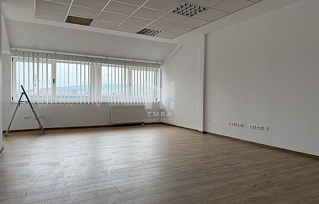 De închiriat birou Mures, Târgu Mureș, Trandafirilor - Grand - Bolyai