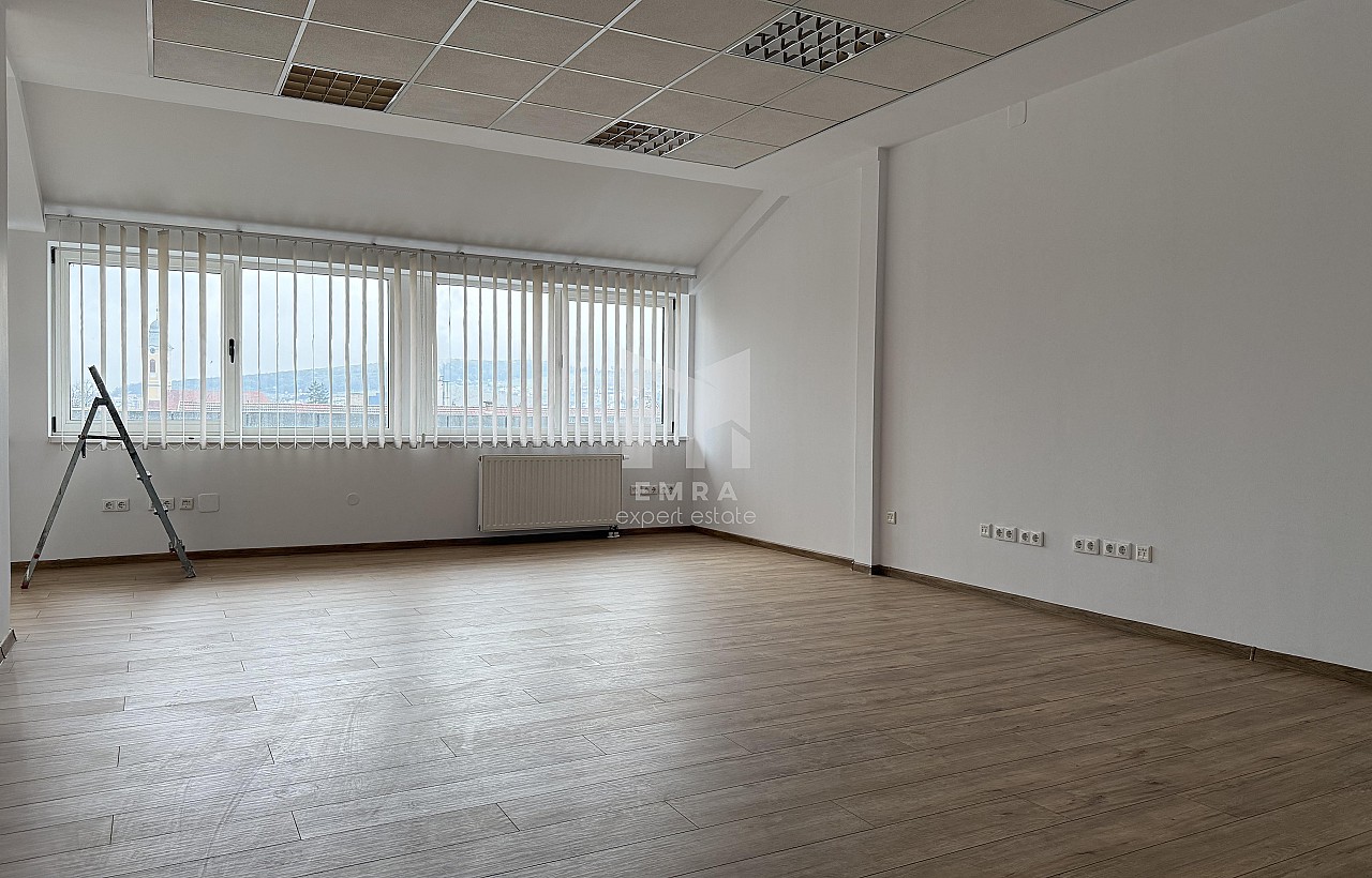 De închiriat birou Mures, Târgu Mureș, Trandafirilor - Grand - Bolyai