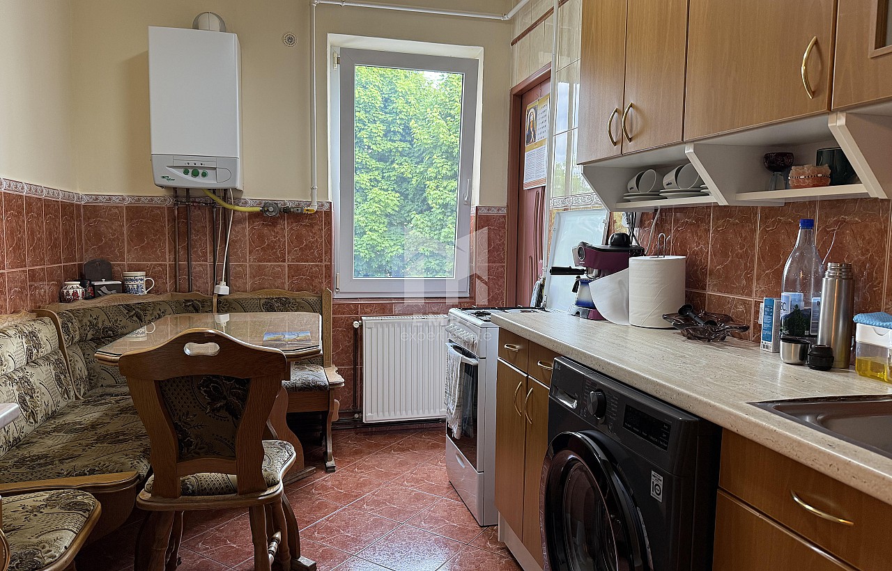 De vânzare apartament 3 camere Mures, Târgu Mureș, Cutezanței - Livezeni