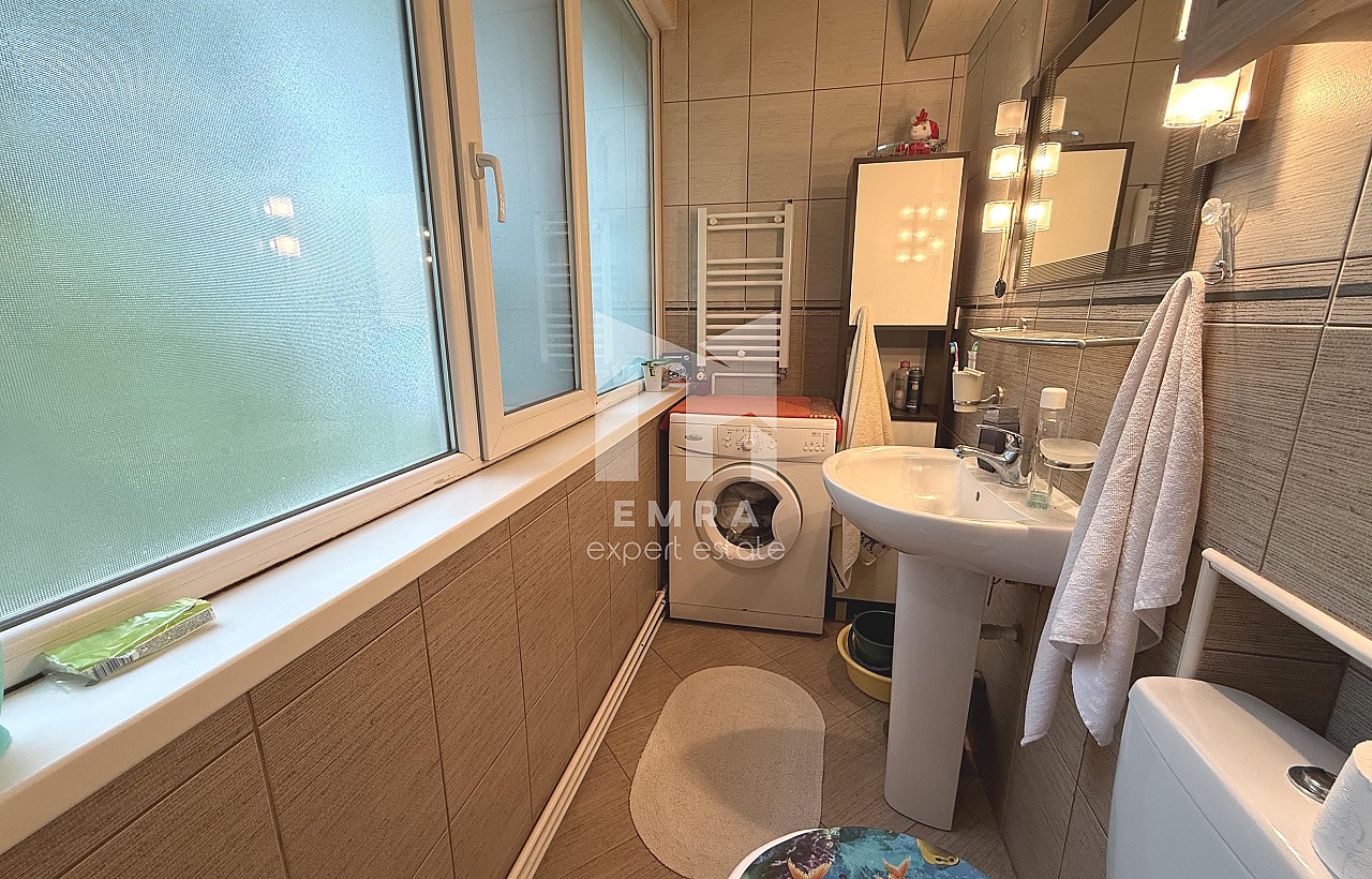 De vânzare apartament 3 camere Mures, Târgu Mureș, Tudor Vechi - Dacia