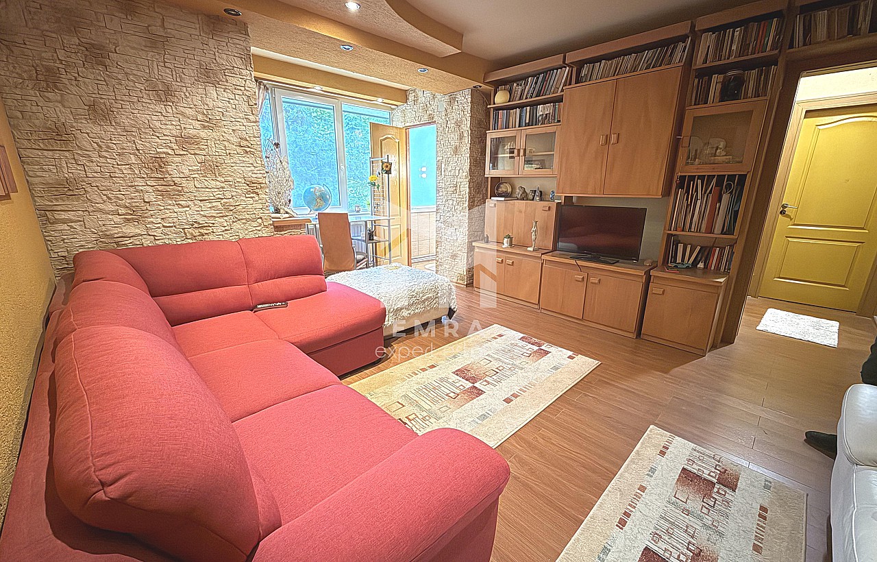 De vânzare apartament 3 camere Mures, Târgu Mureș, Tudor Vechi - Dacia