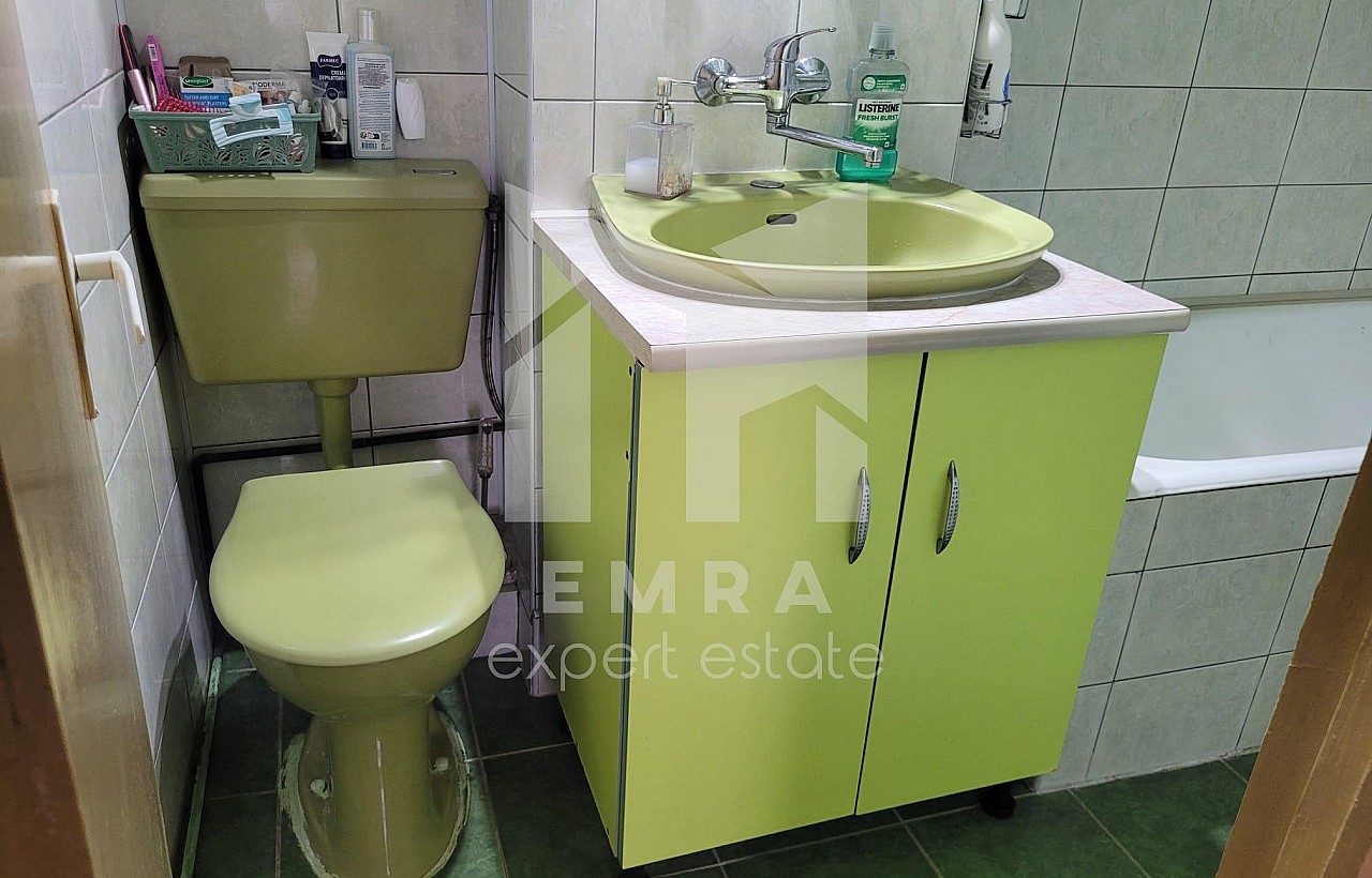 De vânzare apartament 3 camere Mures, Târgu Mureș, Pandurilor - Banat - Transilvania