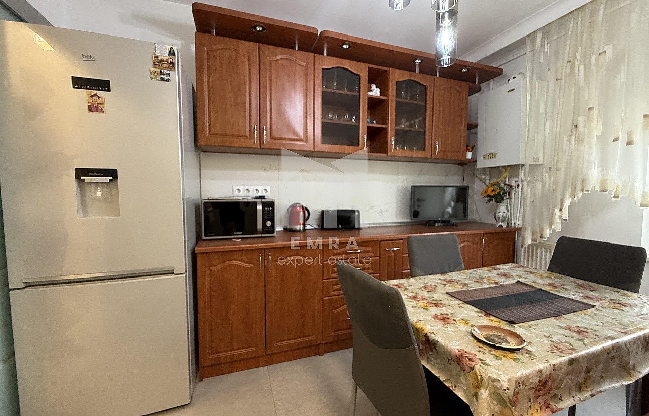 De închiriat apartament 3 camere Mures, Târgu Mureș, Cutezanței - Livezeni