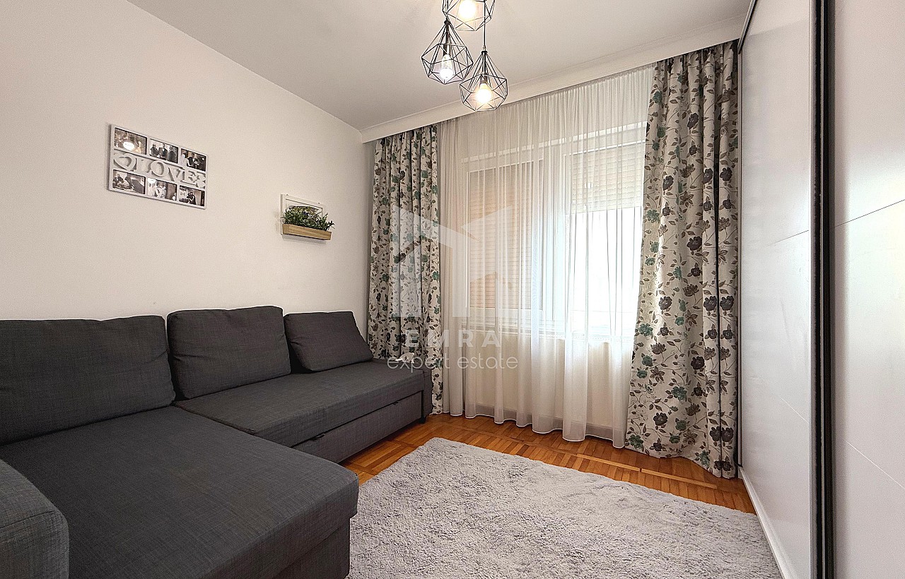 De închiriat apartament 3 camere Mures, Târgu Mureș, Cutezanței - Livezeni
