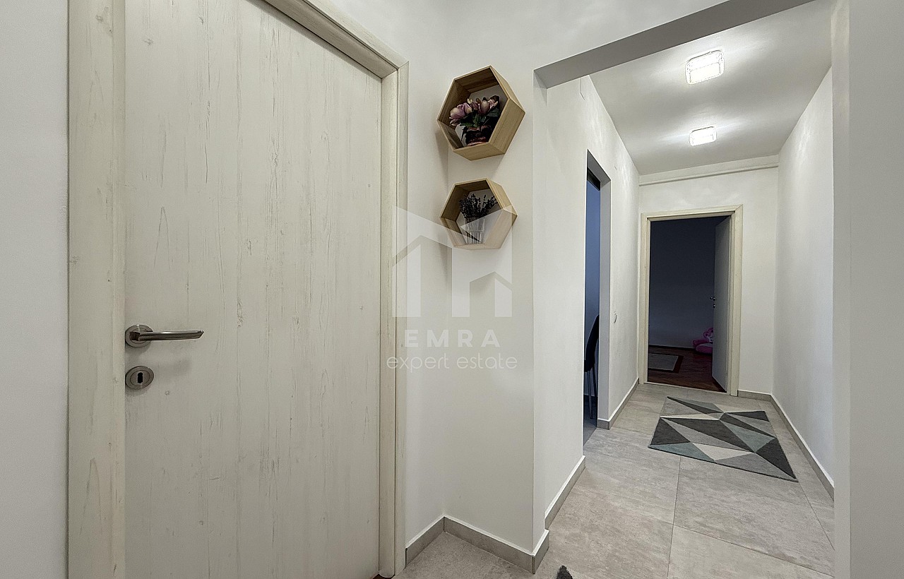De închiriat apartament 3 camere Mures, Târgu Mureș, Cutezanței - Livezeni