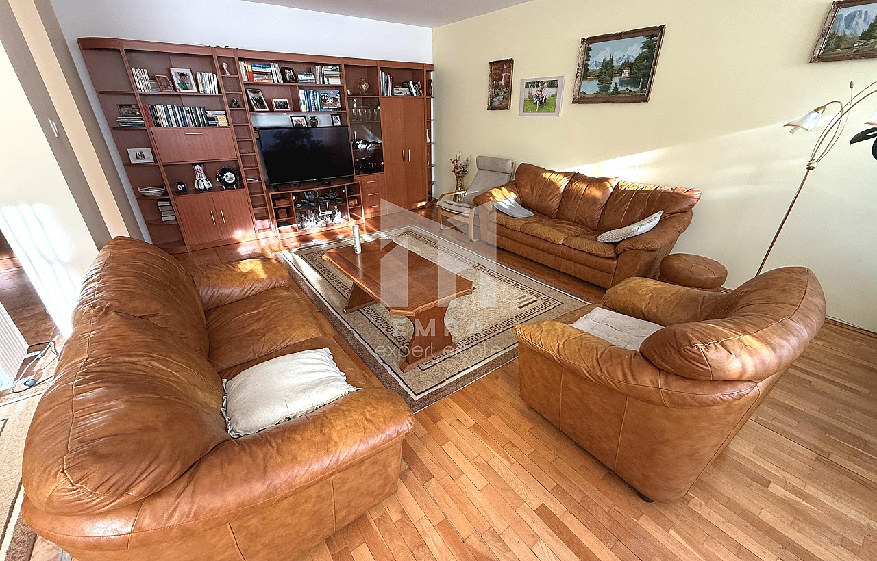 De vânzare casa  Mures, Sâncraiu De Mureș, Cart. Răsăritului