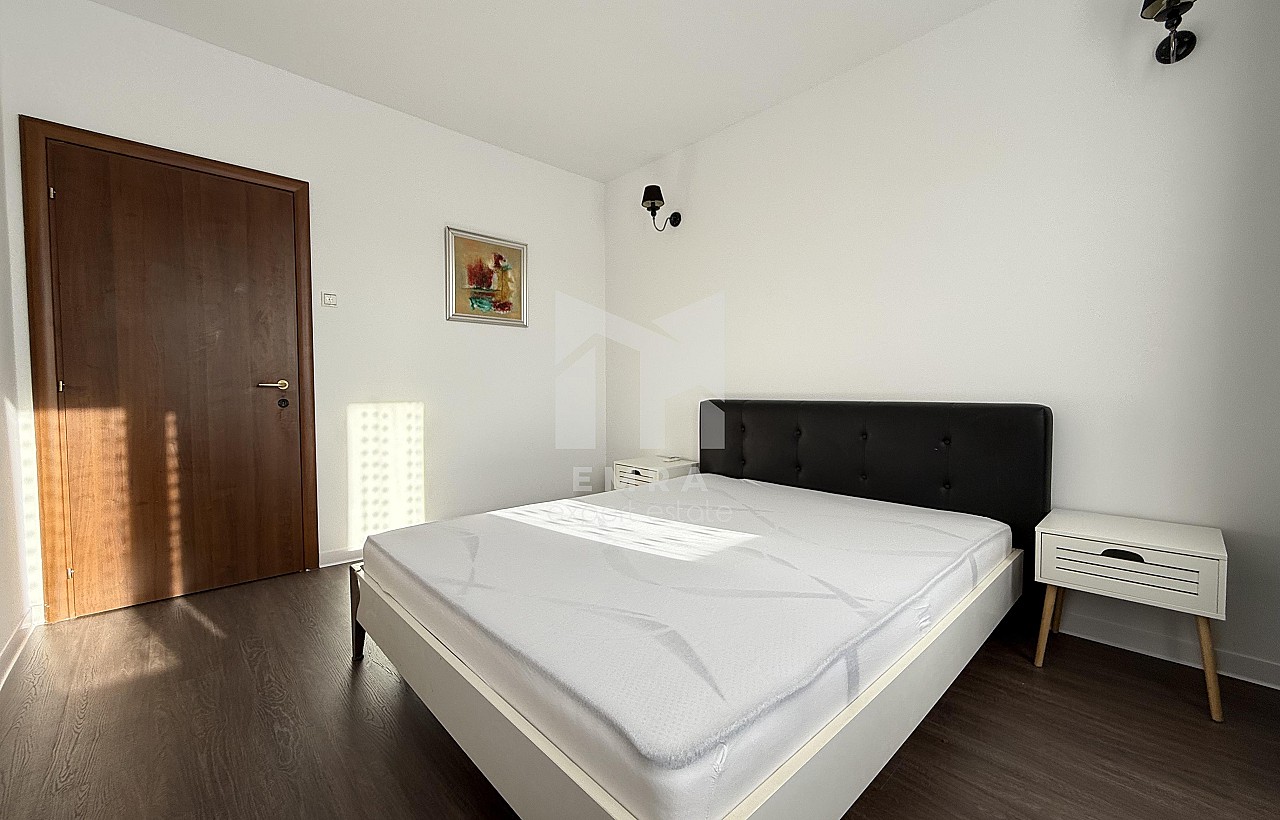 De închiriat apartament 4 camere Mures, Târgu Mureș, Cutezanței-Negoiului