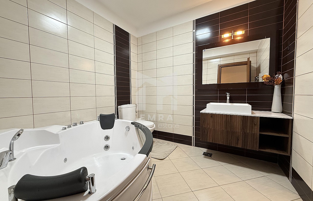 De închiriat apartament 4 camere Mures, Târgu Mureș, Cutezanței-Negoiului