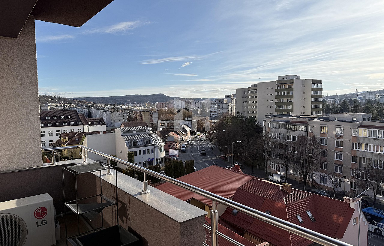 De închiriat apartament 4 camere Mures, Târgu Mureș, Cutezanței-Negoiului