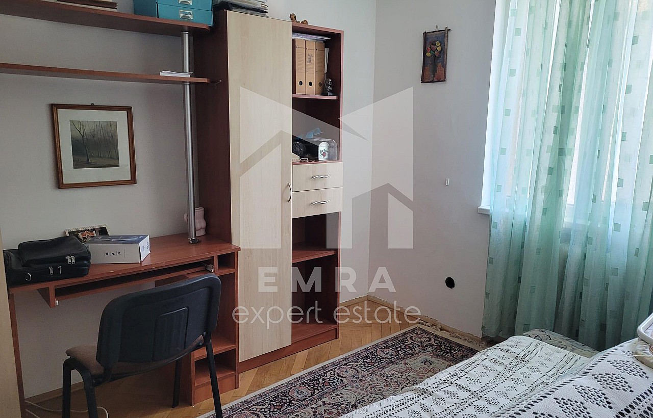 De închiriat apartament 4 camere Mures, Târgu Mureș, Tudor Vechi - Dacia