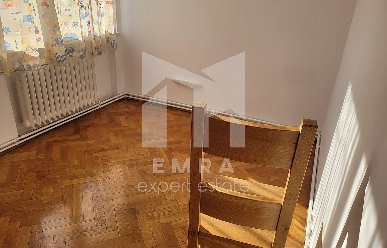 De închiriat apartament 4 camere Mures, Târgu Mureș, Tudor Vechi - Dacia