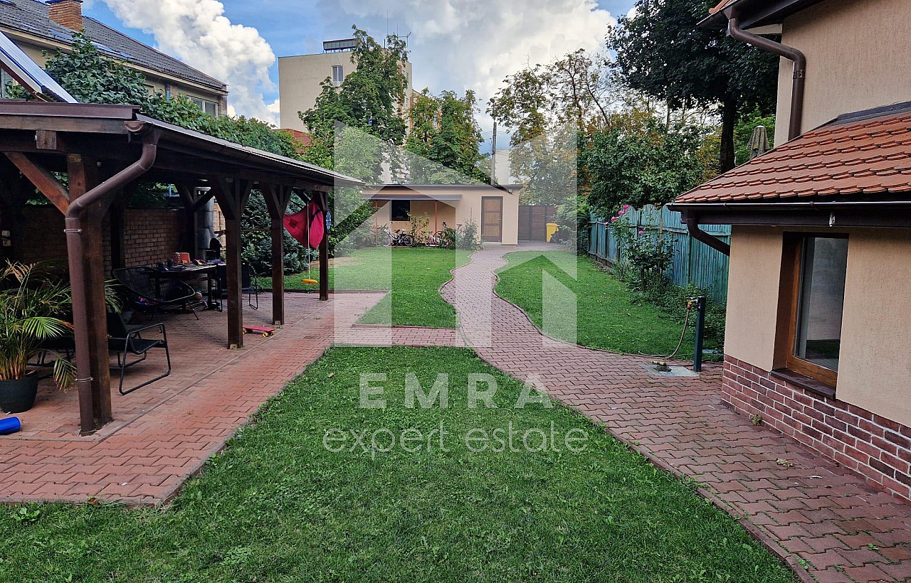 De vânzare casa  Mures, Târgu Mureș, Trandafirilor - Grand - Bolyai