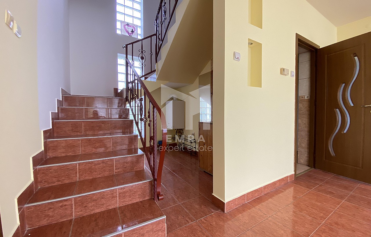 De vânzare casa  Mures, Sântana De Mureș, CIS Gaz