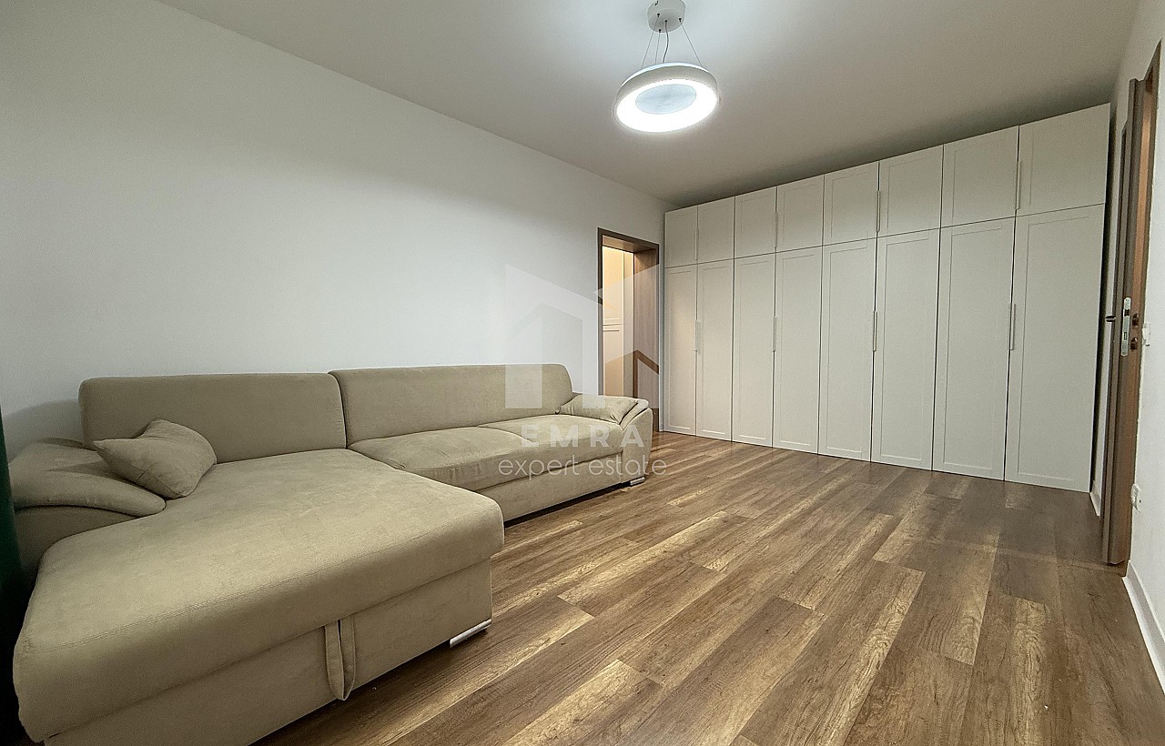 De vânzare apartament 2 camere Mures, Târgu Mureș, Cornișa - Platou